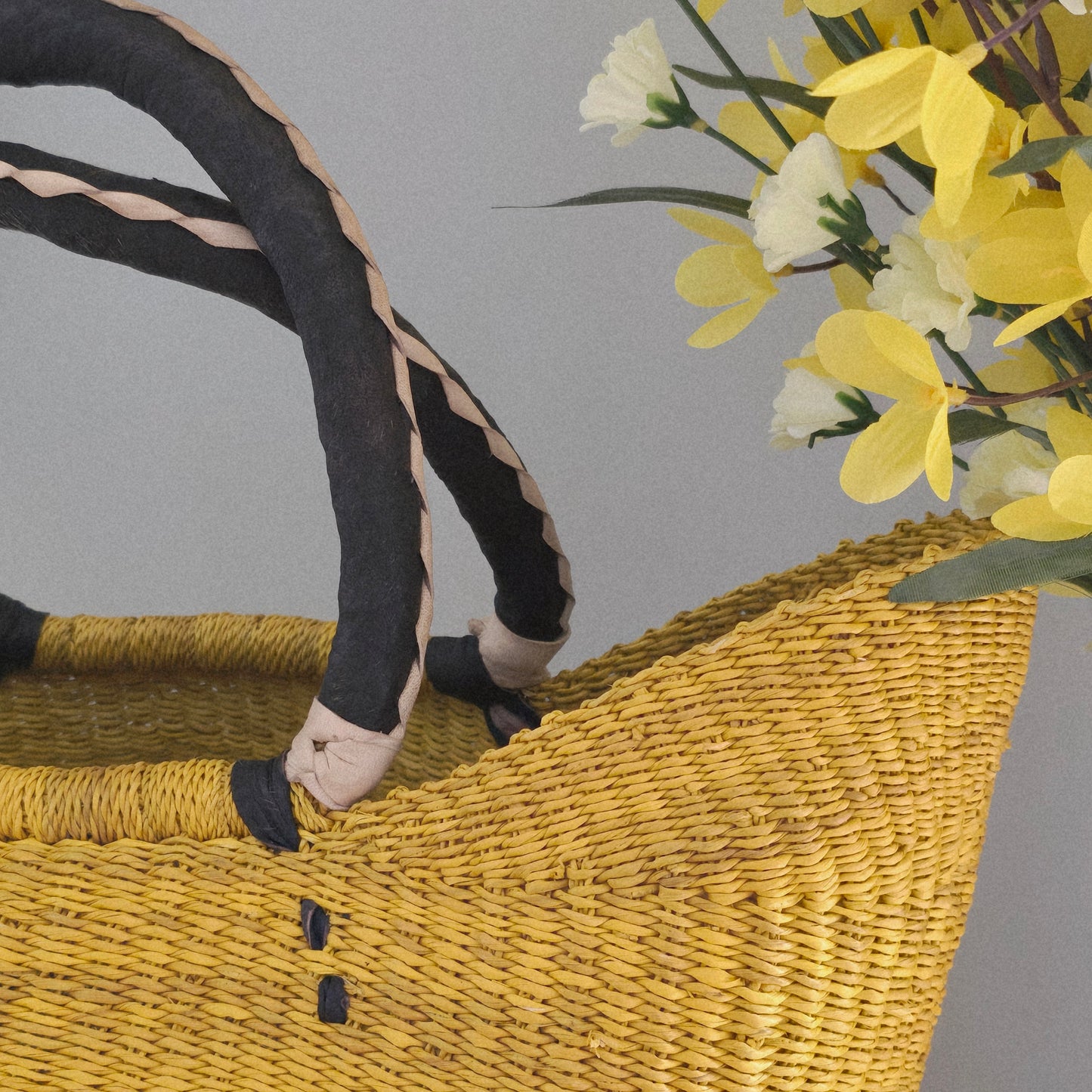Yellow U shopper basket