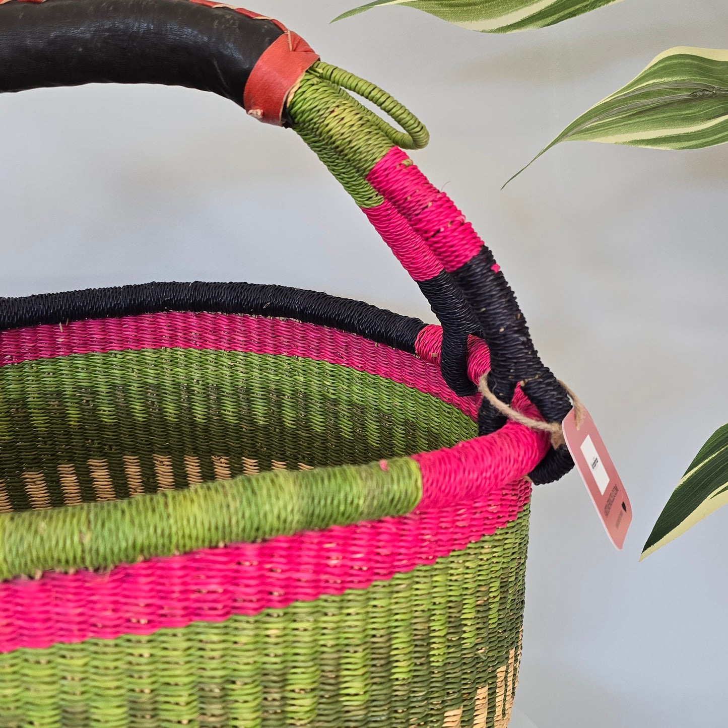 Piny: Large round Bolga Market basket