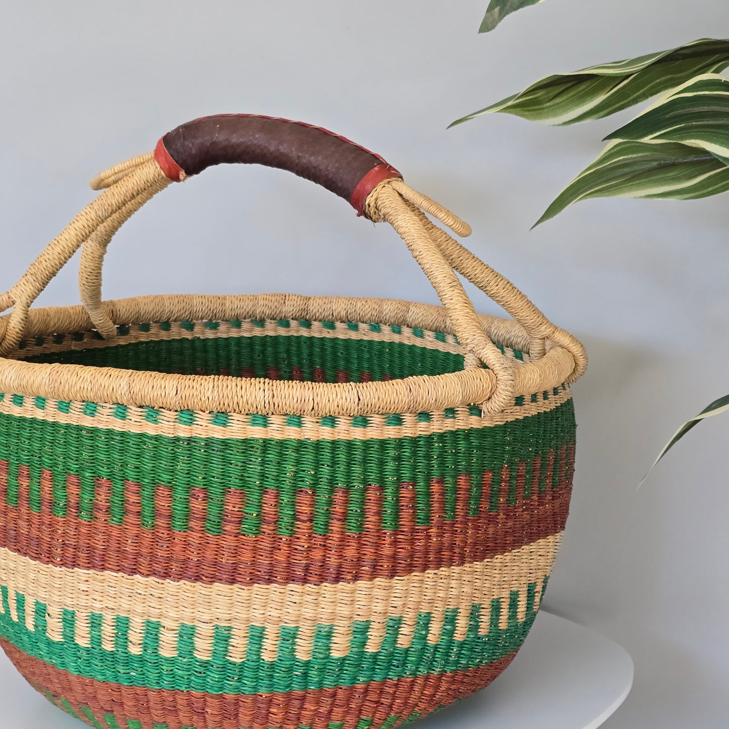 Ciby: Large round Bolga Market basket