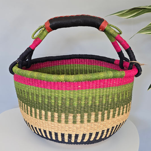 Piny: Large round Bolga Market basket