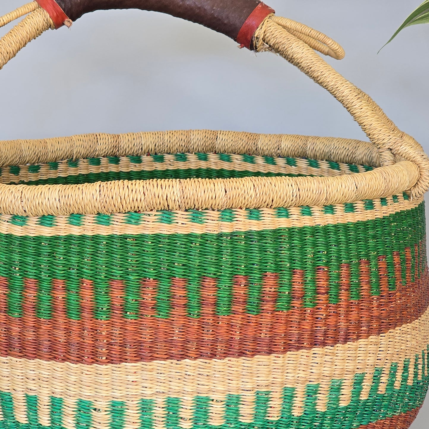 Ciby: Large round Bolga Market basket